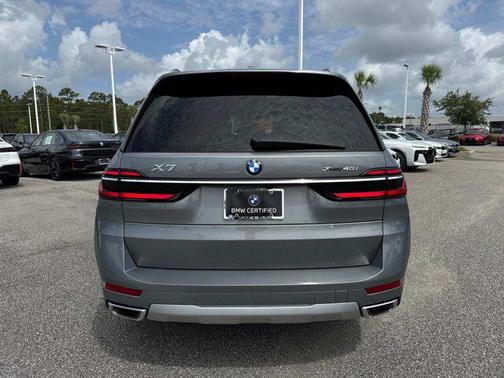 2025 BMW X7 xDrive40i