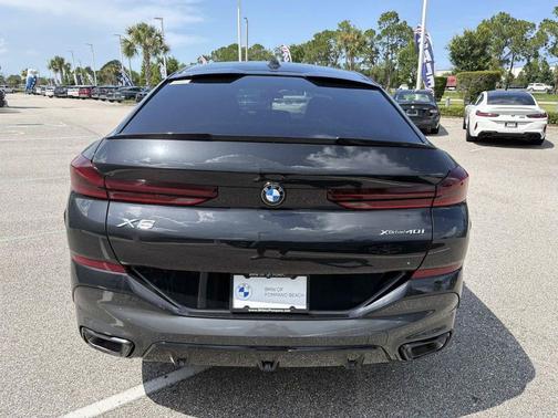 Black Sapphire Metallic 2027 BMW X6 xDrive40i