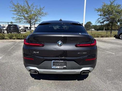 2024 BMW X4 xDrive30i