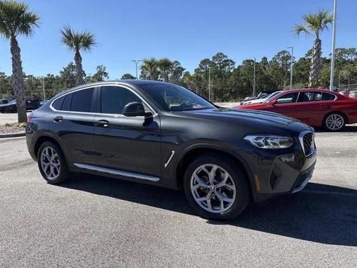 2024 BMW X4 xDrive30i