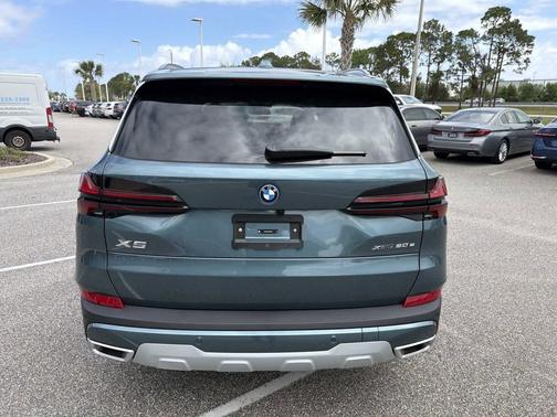 Blue Ridge Mountain Metallic 2026 BMW X5 PHEV xDrive50e