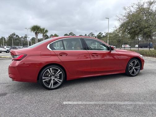 2024 BMW 330 330i Sedan