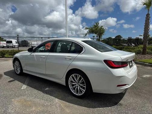 2024 BMW 330 i xDrive