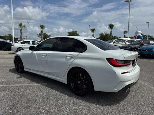 2022 BMW 330 330i