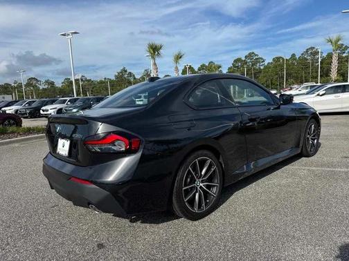 2024 BMW 230 i