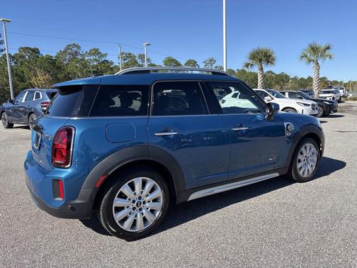 2021 MINI SE Countryman Cooper