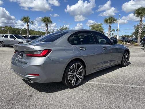 2023 BMW 330 330i