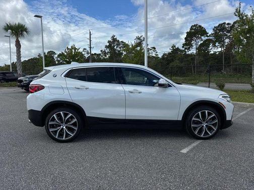 2022 BMW X2 sDrive28i