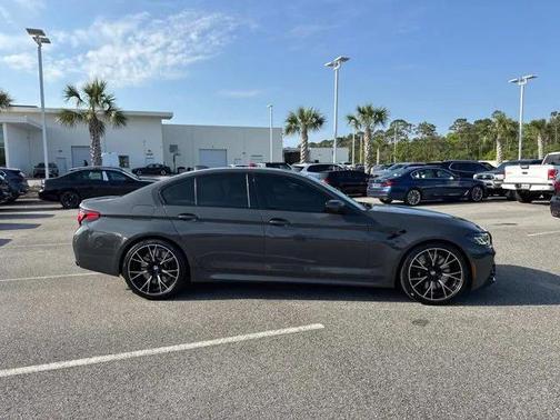 2022 BMW M5 Base