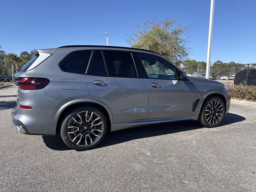 Skyscraper Grey Metallic 2026 BMW X5 PHEV xDrive50e
