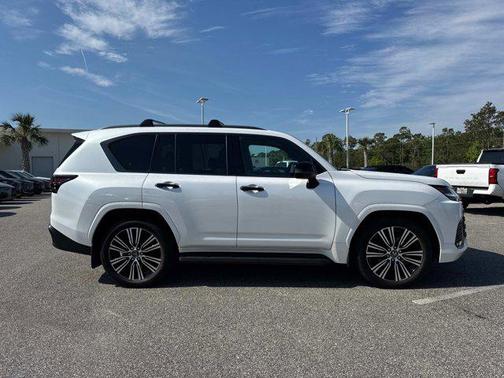2024 Lexus LX 600 Luxury