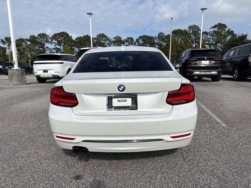 2018 BMW 230 230i