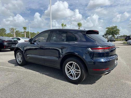 2020 Porsche Macan Base