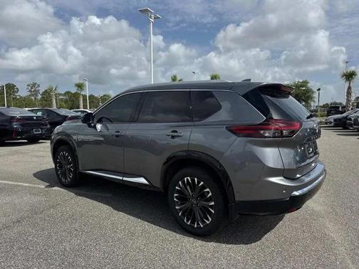 2024 Nissan Rogue Platinum
