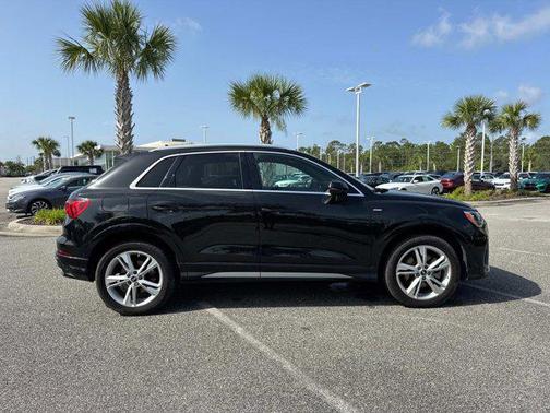2021 Audi Q3 45 S line Premium