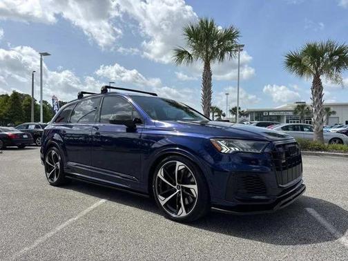 2023 Audi SQ7 4.0T Premium Plus