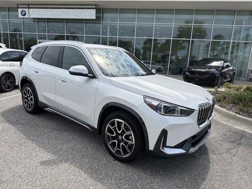 White Metallic 2025 BMW X1 xDrive28i