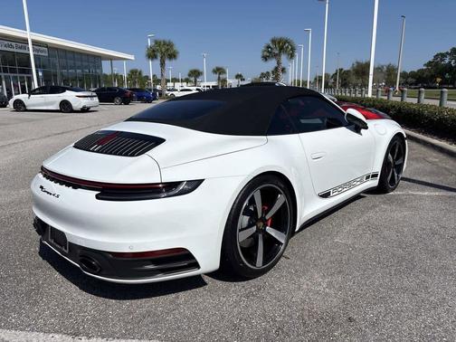 2023 Porsche 911 Carrera 4S Cabriolet