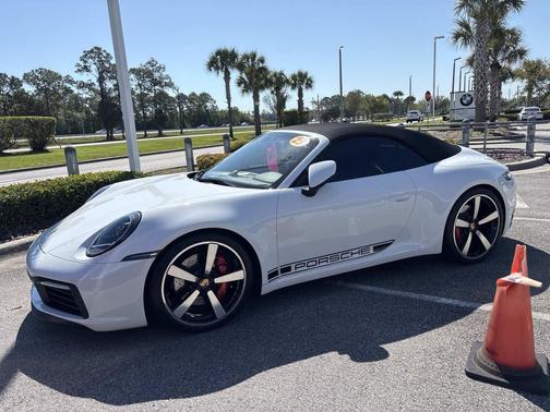 2023 Porsche 911 Carrera 4S Cabriolet