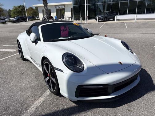 2023 Porsche 911 Carrera 4S Cabriolet