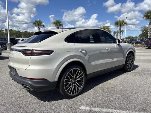 2022 Porsche Cayenne Cayenne