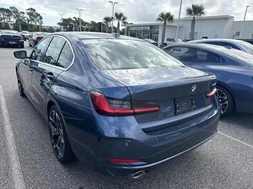 2025 BMW 330 i
