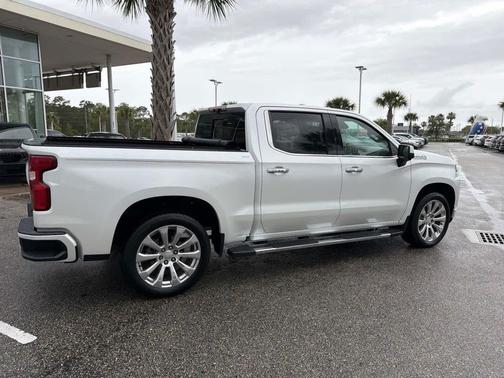 Iridescent Pearl Tricoat 2020 Chevrolet Silverado 1500 High Country