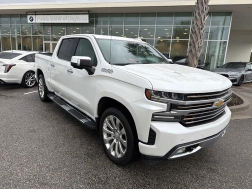 Iridescent Pearl Tricoat 2020 Chevrolet Silverado 1500 High Country