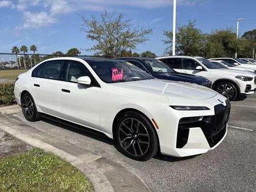 2023 BMW 760 i xDrive