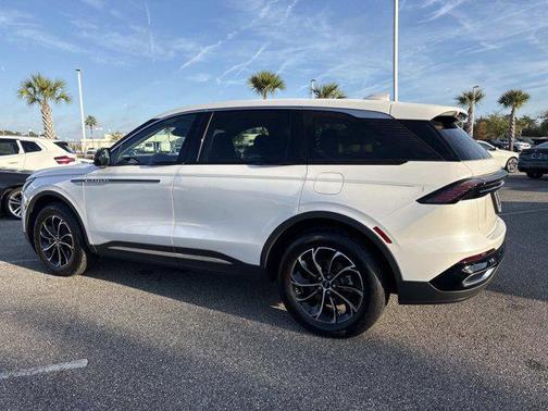 2025 Lincoln Nautilus Premiere