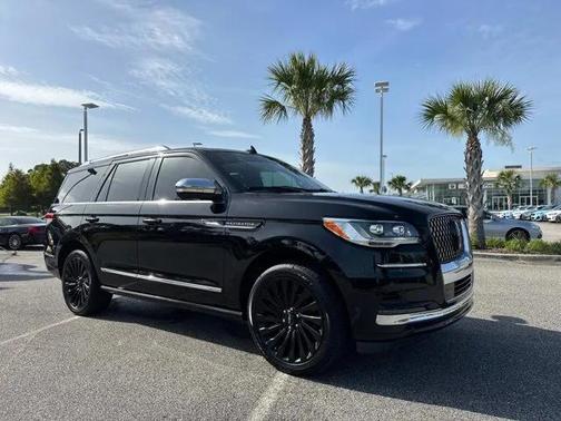 2022 Lincoln Navigator Black Label