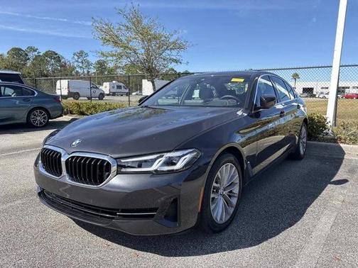2023 BMW 530 i