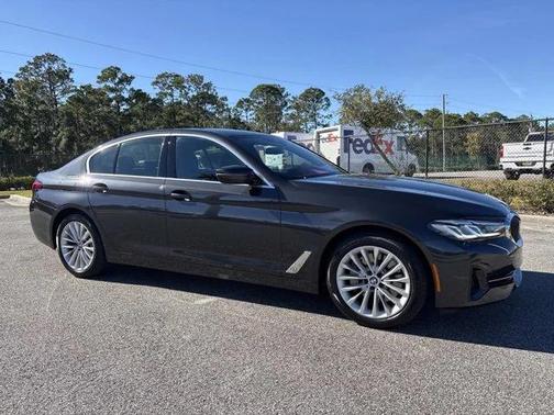 2023 BMW 530 i