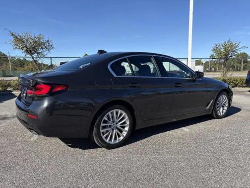 2023 BMW 530 i