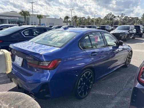 2025 BMW 330 xDrive