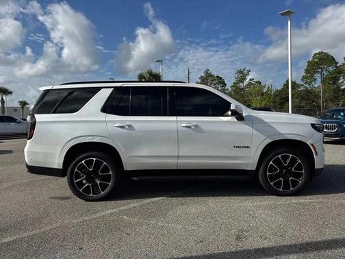 2025 Chevrolet Tahoe 2WD RST