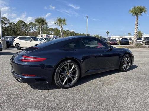 2017 Porsche 911 Carrera