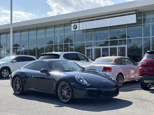 2017 Porsche 911 Carrera