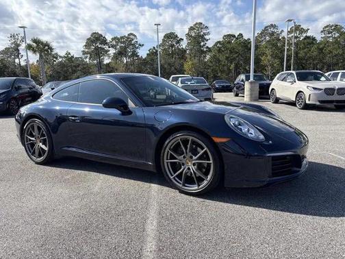 2017 Porsche 911 Carrera