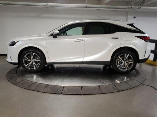 White Pearl 2023 Lexus RX 350 Premium