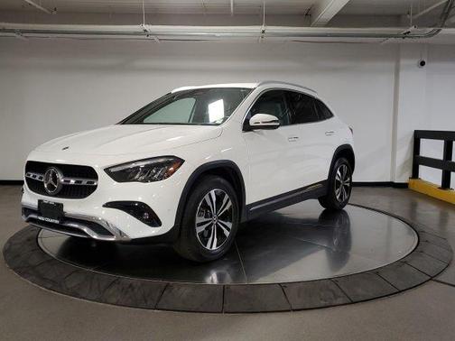 White 2025 Mercedes-Benz GLA 250 4MATIC