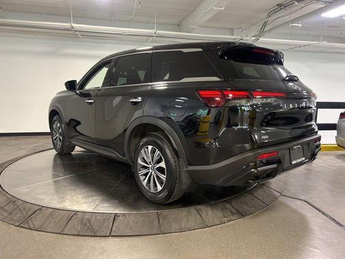 Mineral Black 2024 INFINITI QX60 Pure