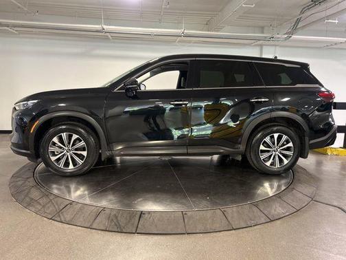 Mineral Black 2024 INFINITI QX60 Pure