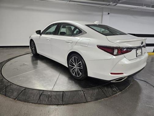 2025 Lexus ES 350 Base