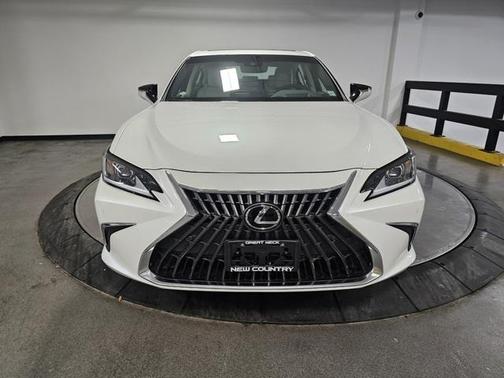 2025 Lexus ES 350 Base