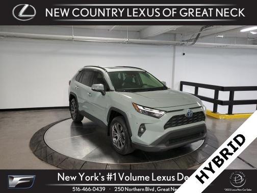 2022 Toyota RAV4 Hybrid XLE Premium