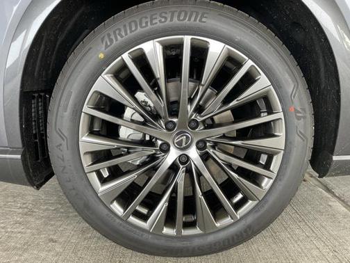 2025 Lexus RX 450h+ Base