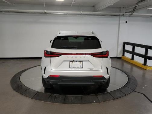 2025 Lexus NX 350h Premium