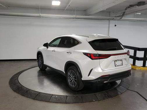 2025 Lexus NX 350h Premium