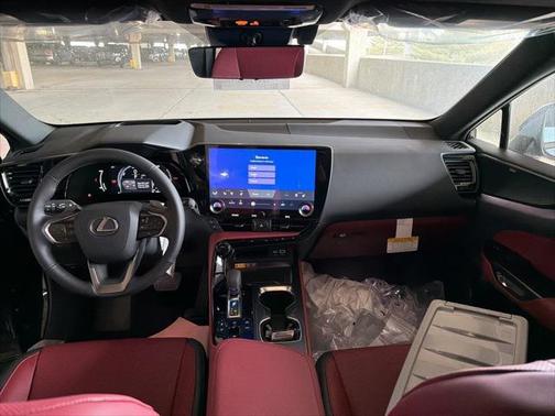 2026 Lexus NX 450h+ Luxury